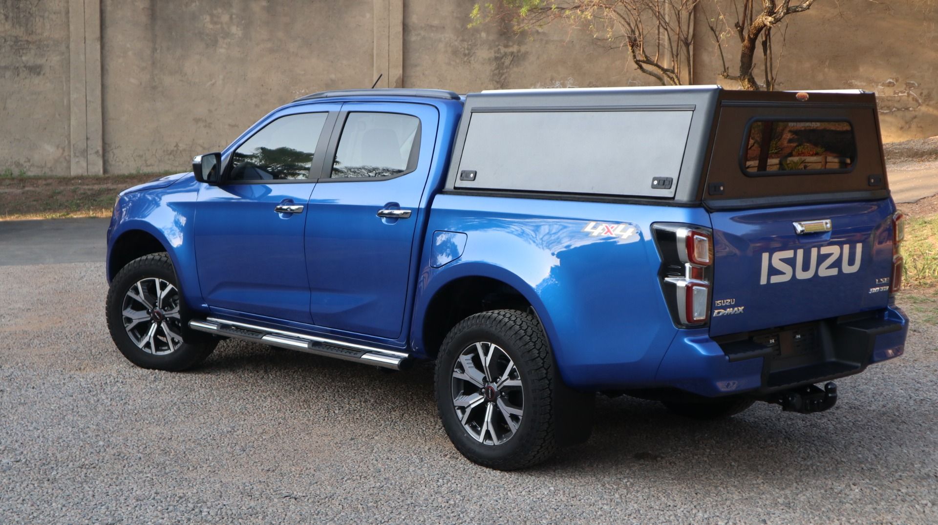 Bushtech - Premium Hardtop Isuzu D-Max (2021-heute)