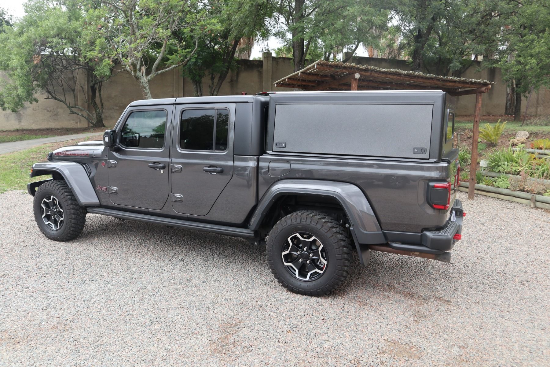 Bushtech - Premium Hardtop Jeep Gladiator