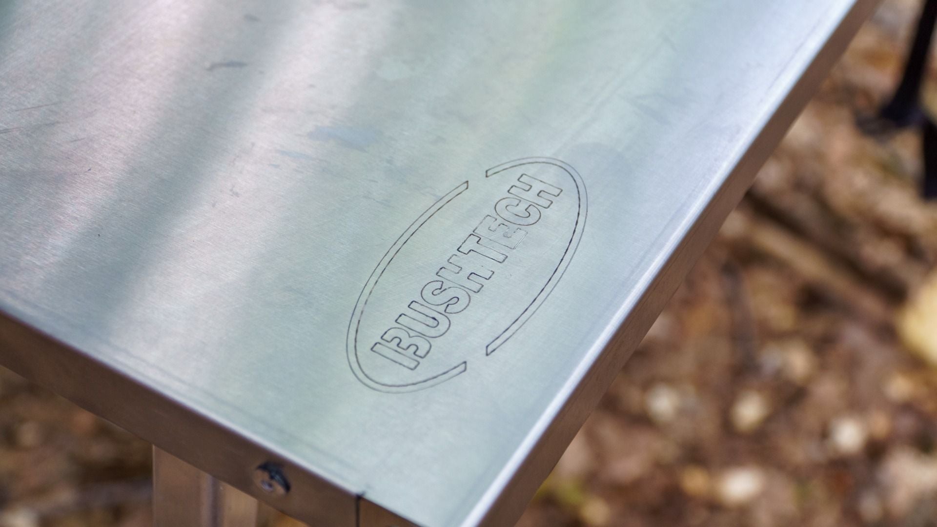 Bushtech -  Campingtisch aus Edelstahl