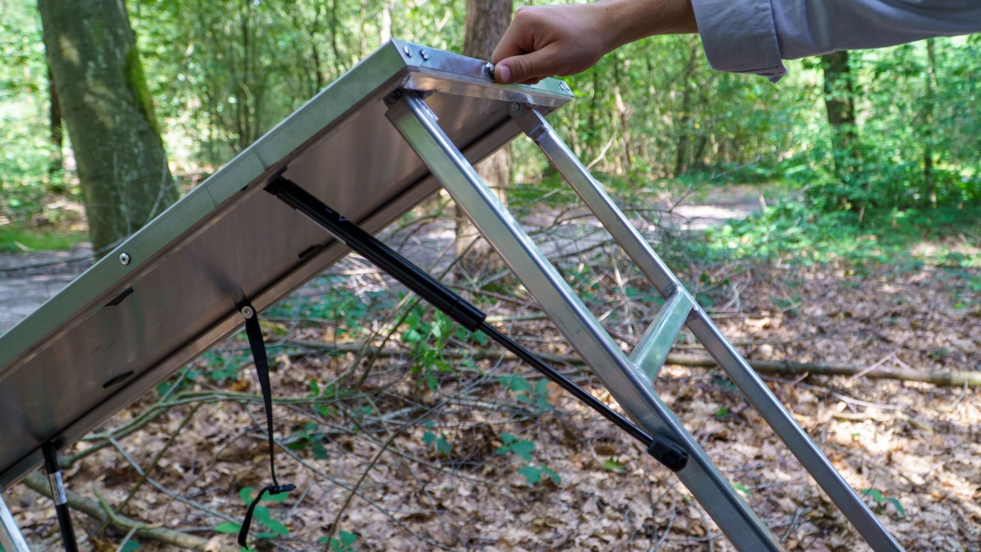 Bushtech -  Campingtisch aus Edelstahl