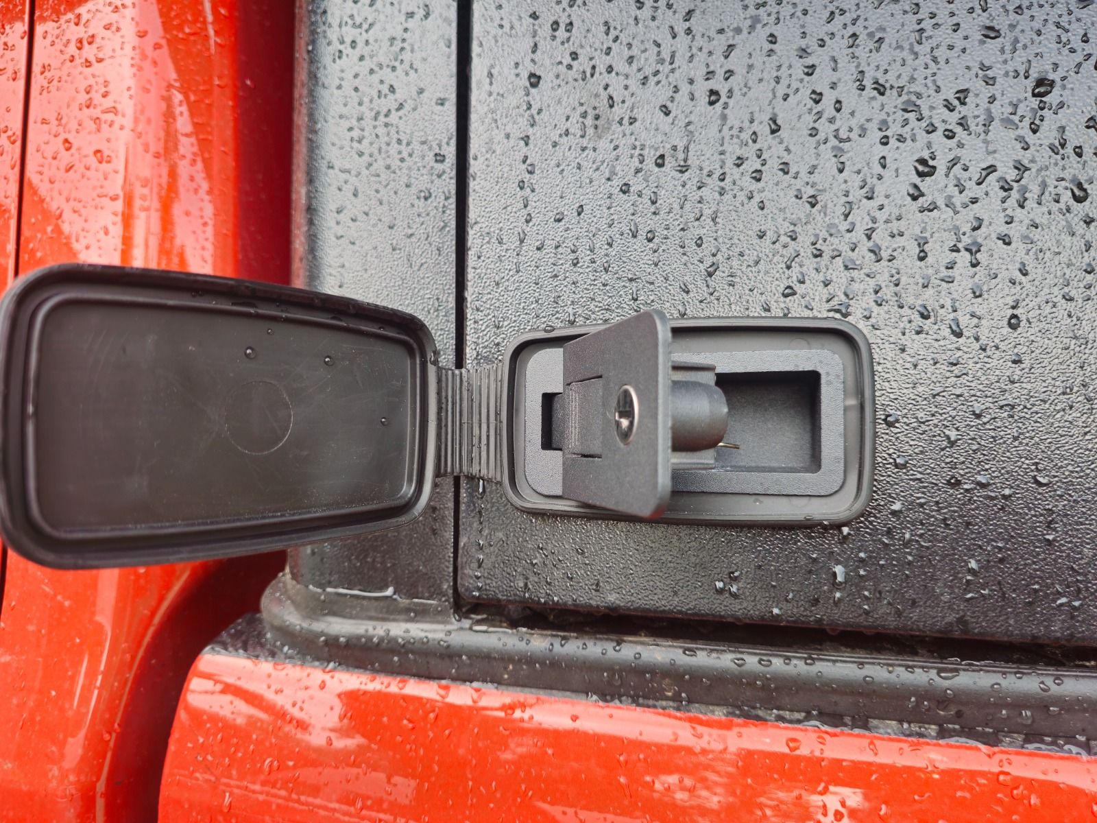 Bushtech - Hardtop Schloss Abdeckung