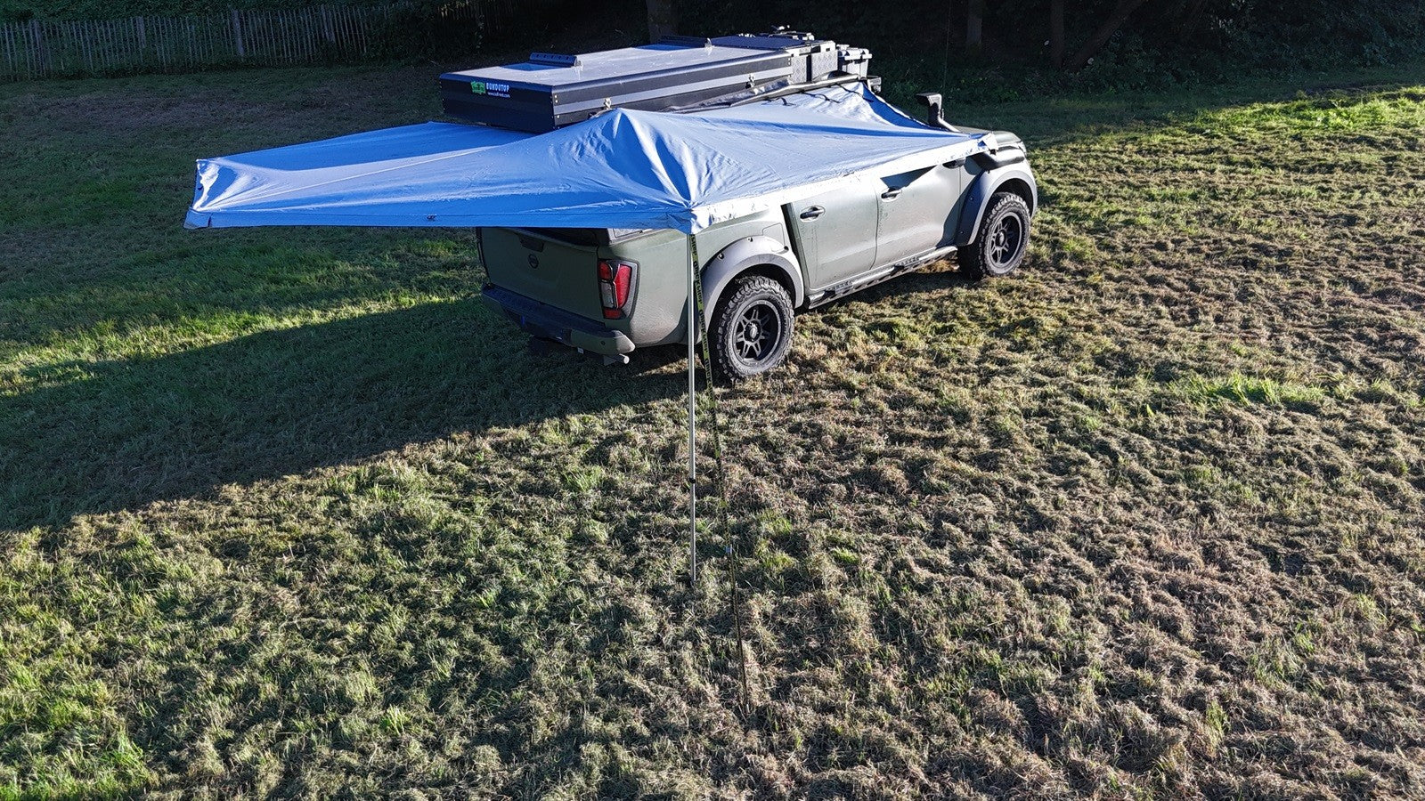 Quick Pitch - 270° Markise