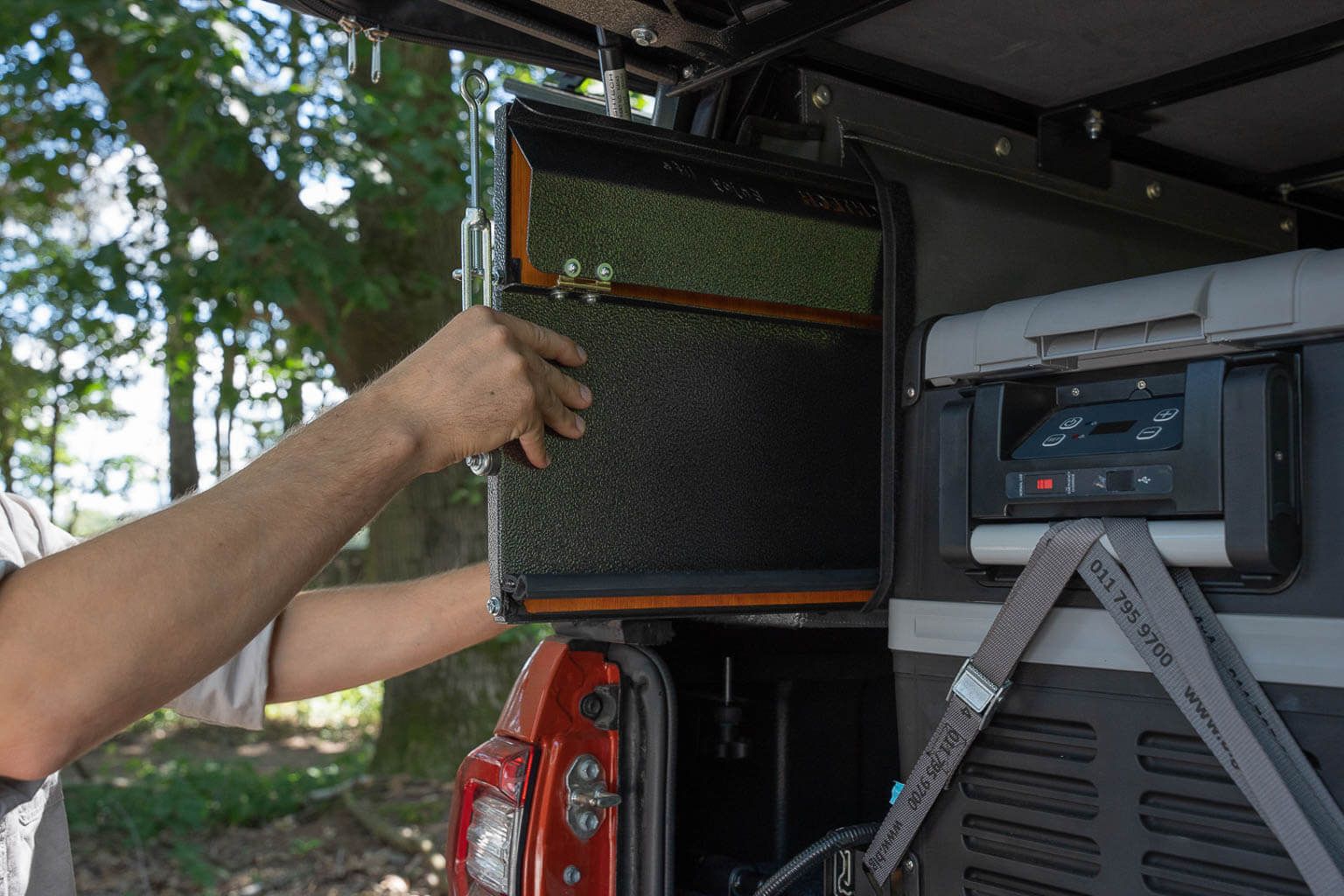 Bushtech - Klapptisch