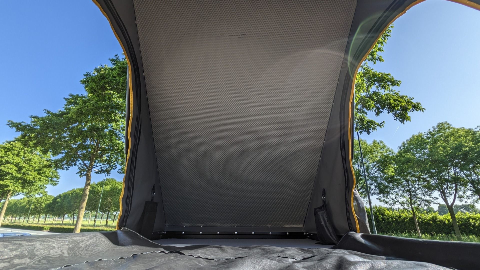 Quick Pitch - Aero-Dachzelt