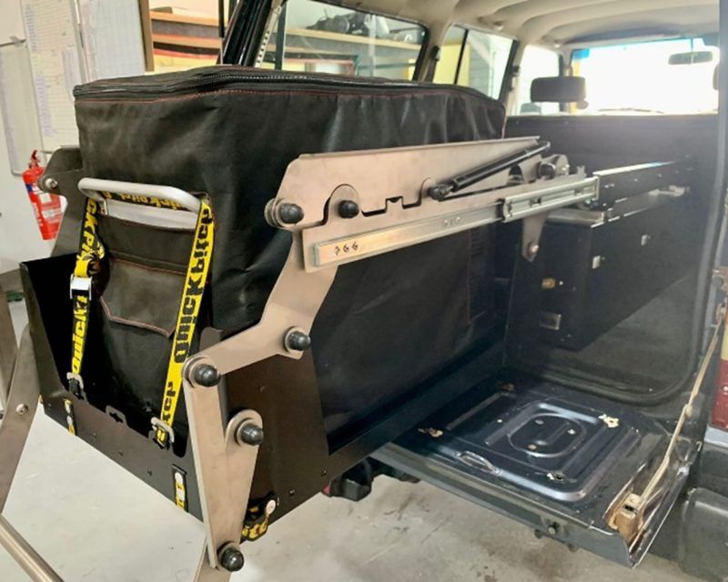 Quick Pitch - Drop Down Kühlbox Auszug