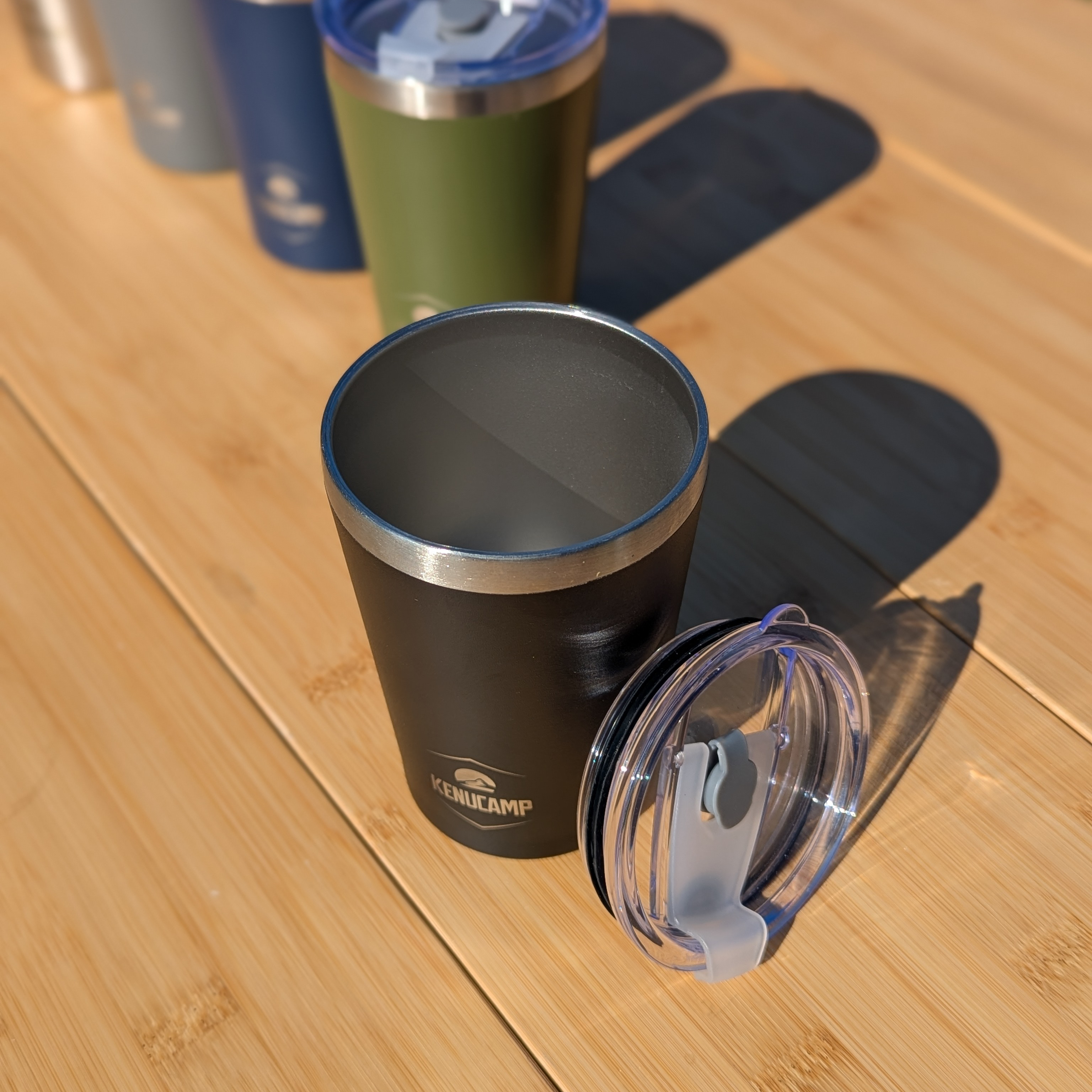 Kenucamp - Edelstahl-Kaffeebecher mit Deckel, Isolierend – 350 ml