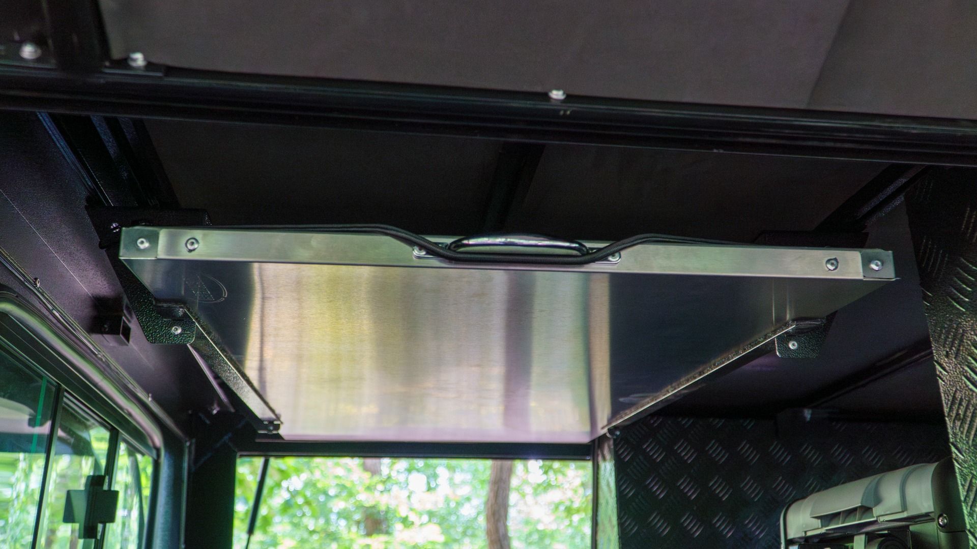 Bushtech -  Campingtisch Halter